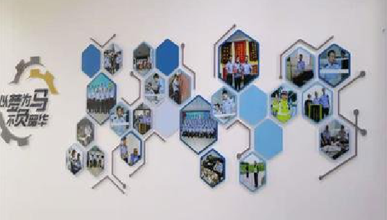 马关文化墙最常见的做法。